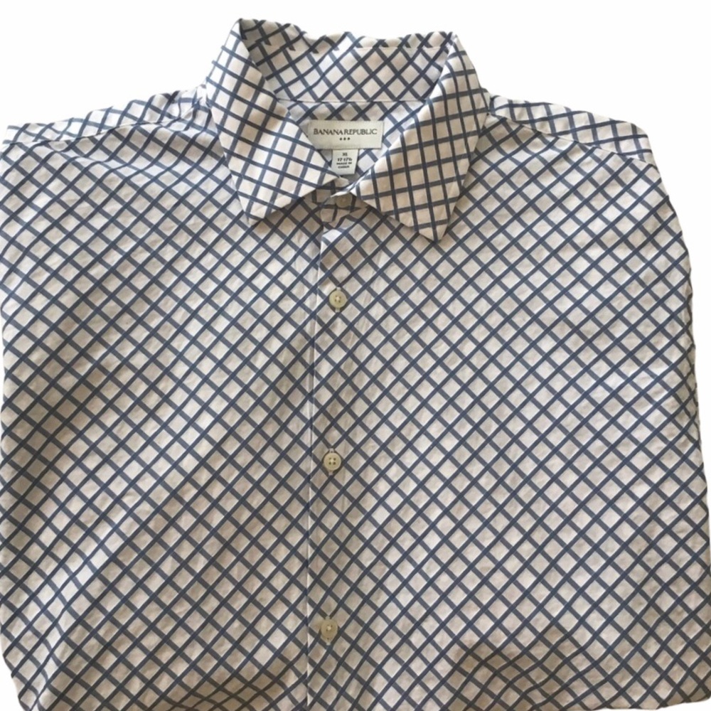 Banana Republic Men’s Casual Buttondown